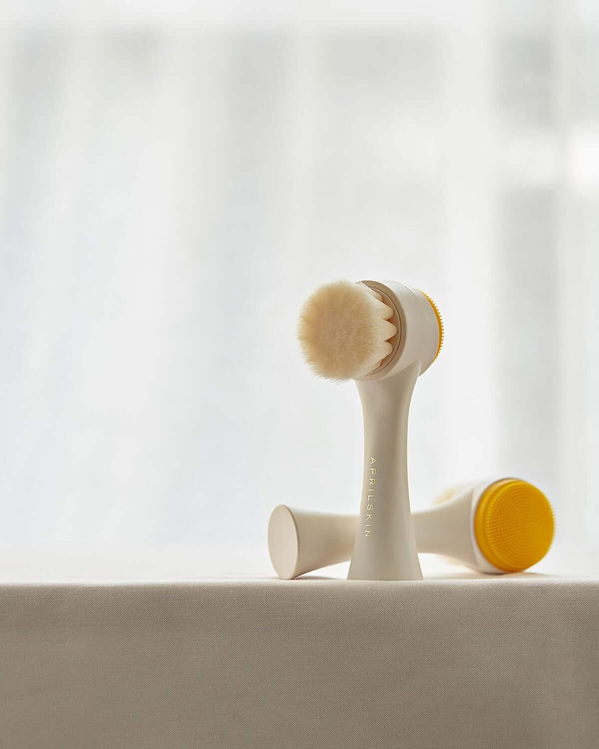 Unlock Radiant Skin with APRILSKIN Dual Cleansing Pore Brush