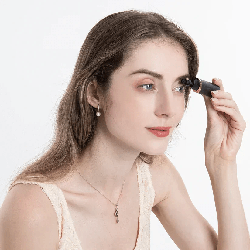 Electric Eyelash Curler for Long-Lasting Lifted Lashes - Shop Electric Eyelash Curler to safely lift and curl lashes with long-lasting results. Gentle heat technology for fuller, beautifully defined lashes.
