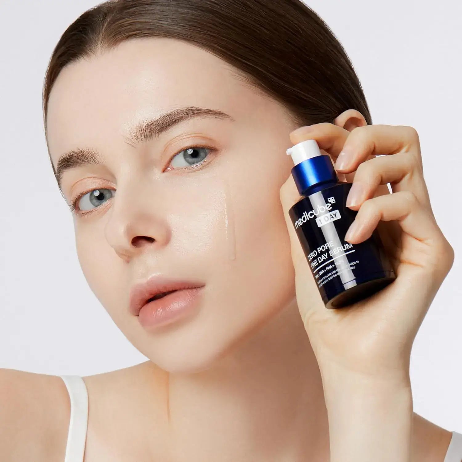 Revitalize Your Skin Overnight with Medicube Zero Pore One-Day Serum - Achieve Reduced Pore Appearance in Just 24 Hours!