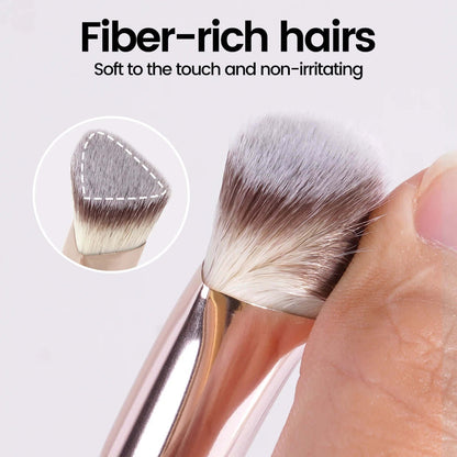 Achieve Flawless Skin with the Triangle Under Eye Concealer Makeup Brush - Perfect for Liquid and Cream Blending